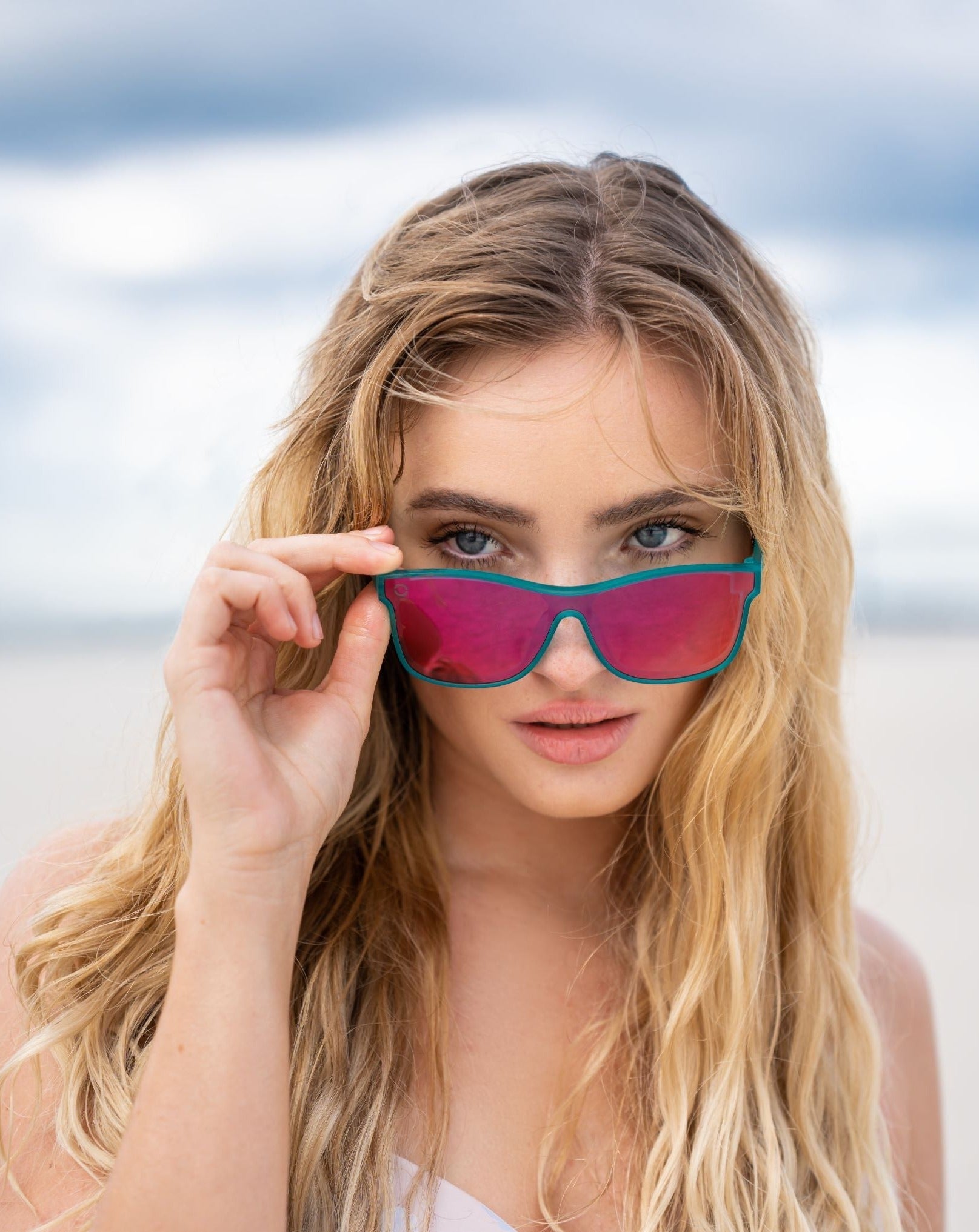 Sundaze Rays The Raver Sunglasses - Image 2