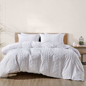 Bed Bath Fashions Bibb Home 2000 Count Tufted Duvet Cover (3-Piece)