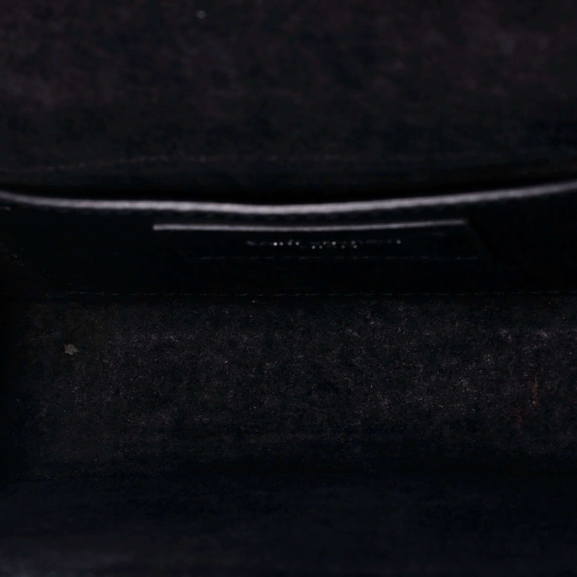 Pre-Loved Saint Laurent Classic Monogram Tassel Crossbody Bag Crocodile Embossed Leather Small - Image 5