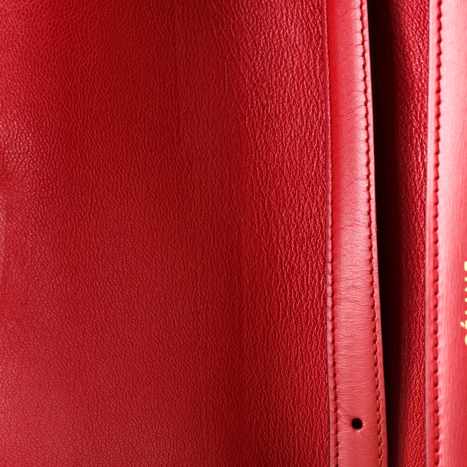 Pre-Loved Celine Classic Box Bag Smooth Leather Medium - Image 6