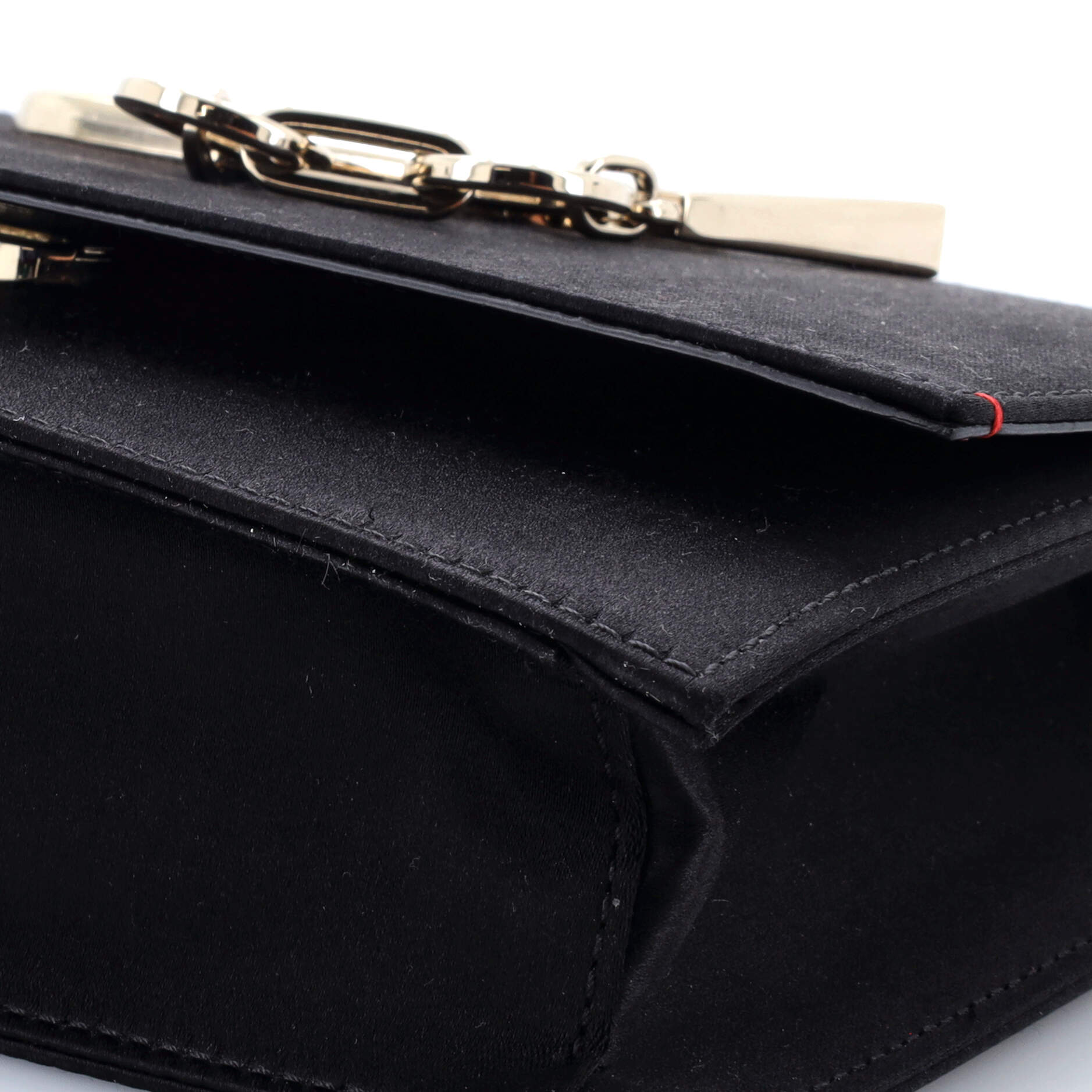 Pre-Loved Valentino VCase Shoulder Bag Leather Small - Image 6