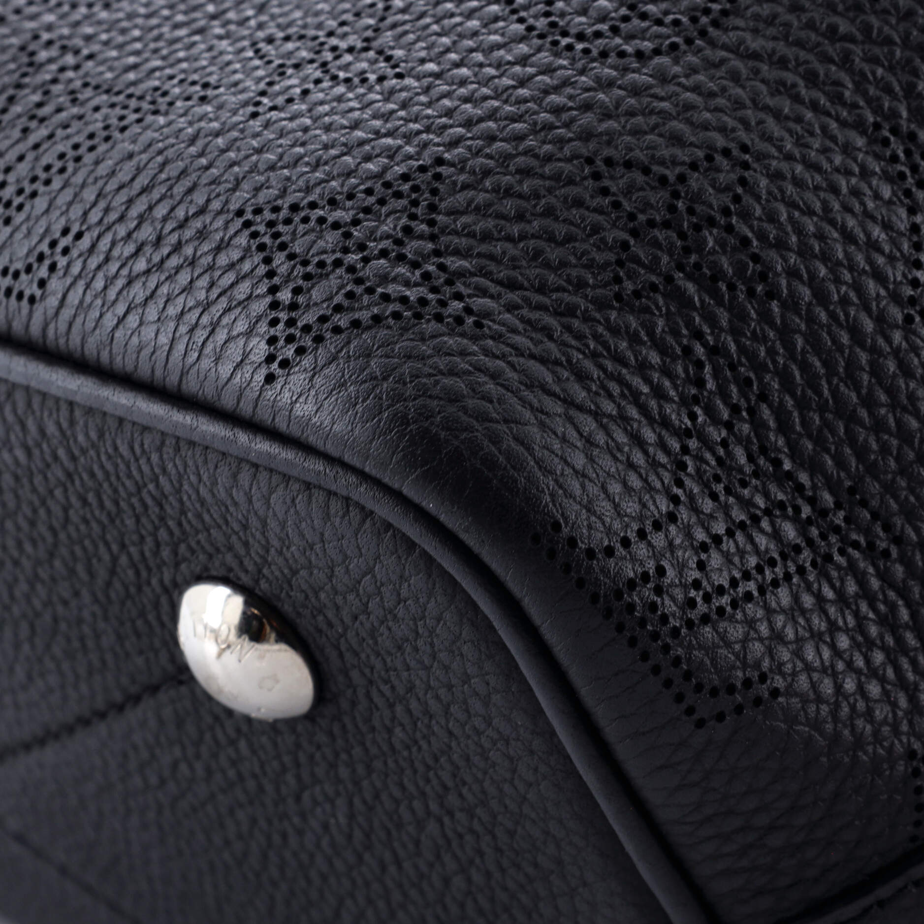 Pre-Loved Louis Vuitton Blossom Tote Mahina Leather PM - Image 6