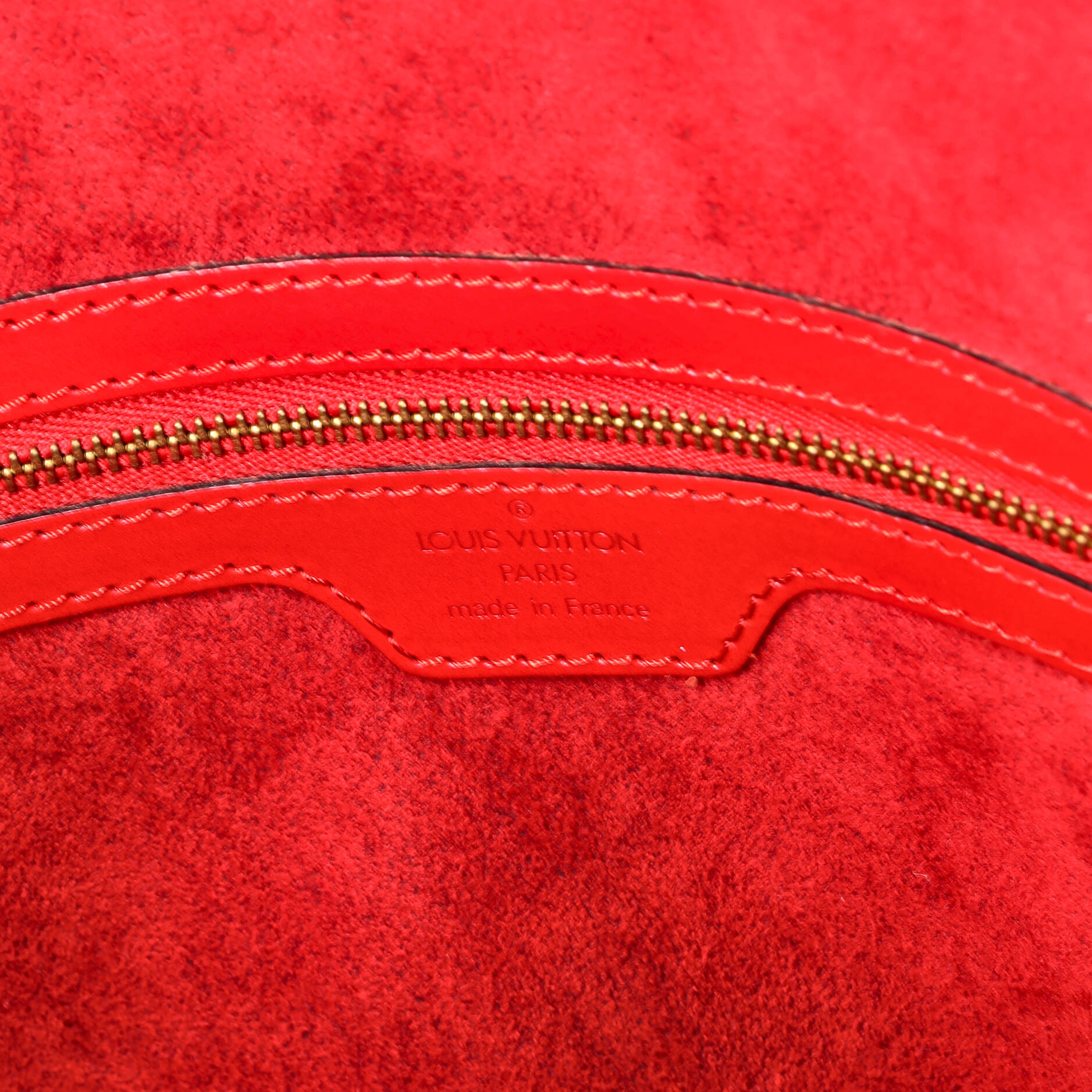 Pre-Loved Louis Vuitton Lussac Handbag Epi Leather - Image 7