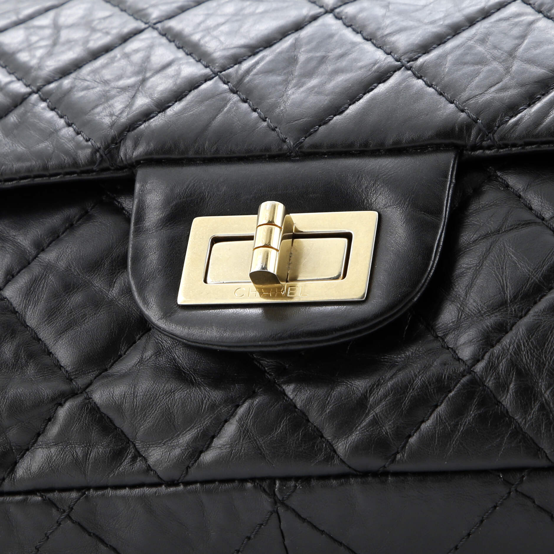 Pre-Loved Chanel Reissue 2.55 Flap Bag Quilted Aged Calfskin 227 - Image 6