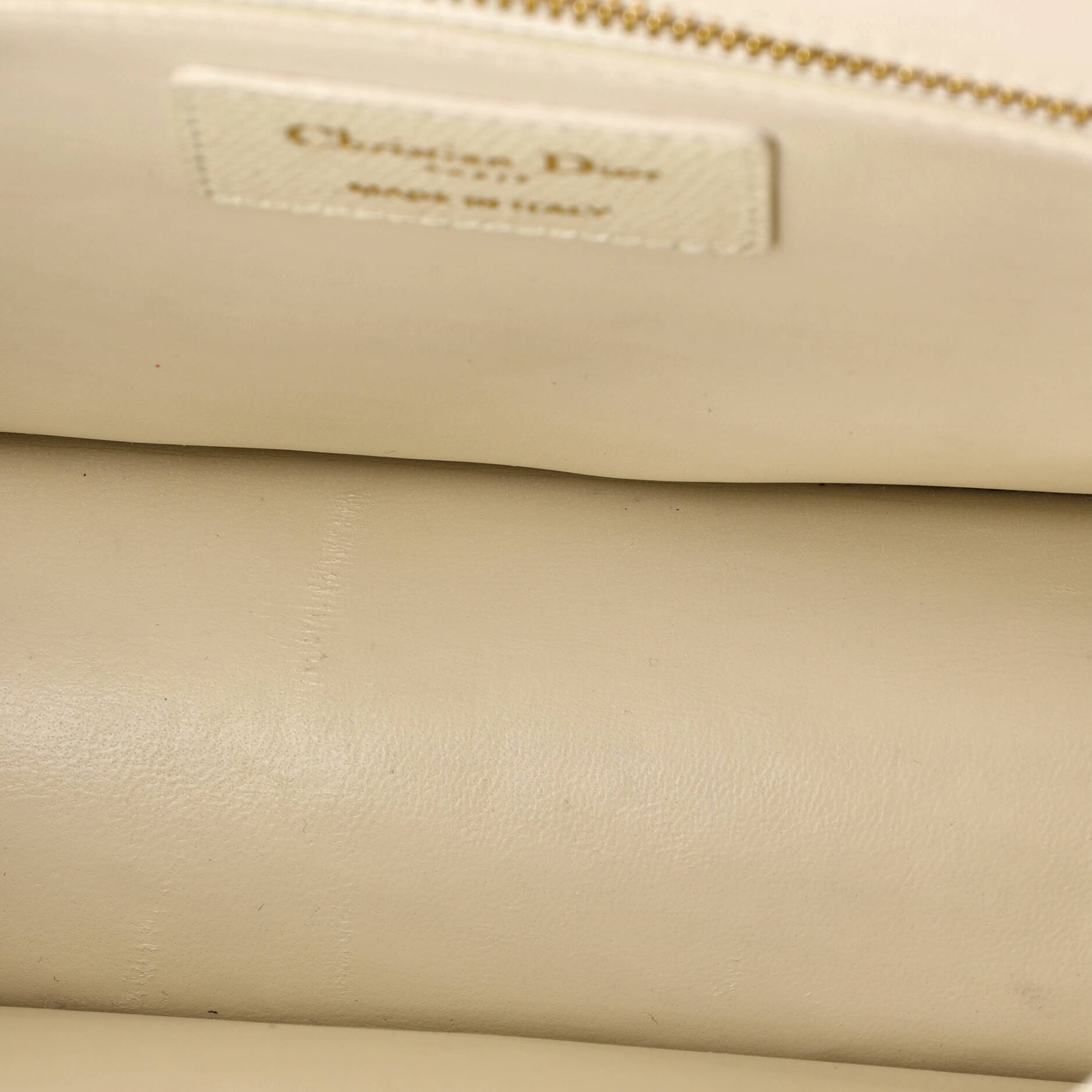 Pre-Loved Christian Dior 30 Montaigne Flap Bag Leather - Image 5