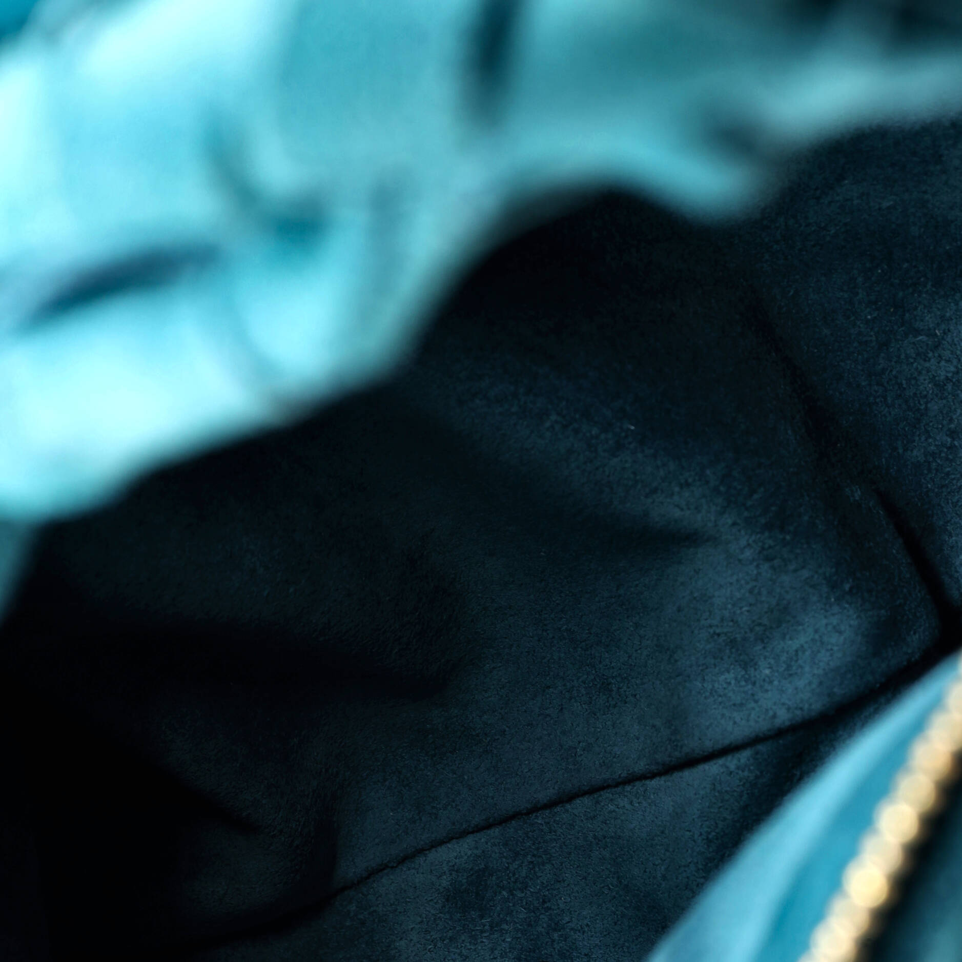 Pre-Loved Bottega Veneta BV Jodie Hobo Intrecciato Suede Teen - Image 5