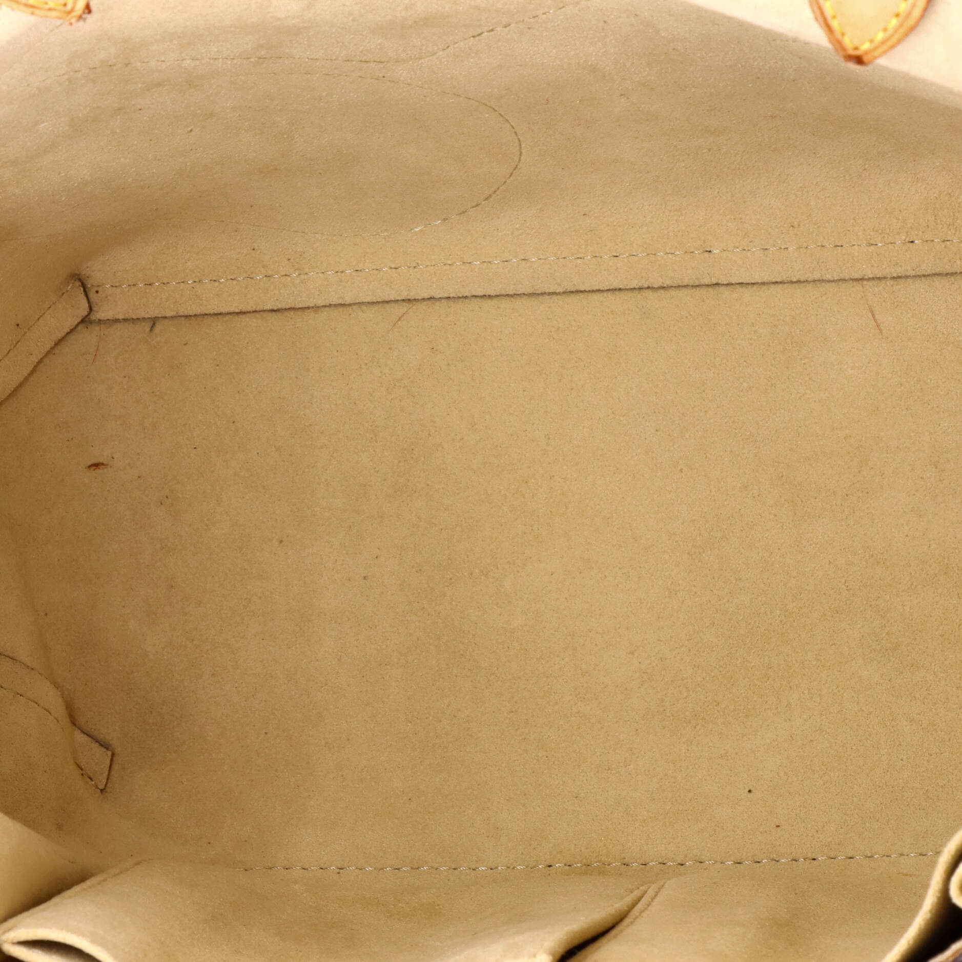 Pre-Loved Louis Vuitton Cindy Sherman Camera Messenger Bag Patch Embellished Monogram Canvas - Image 5