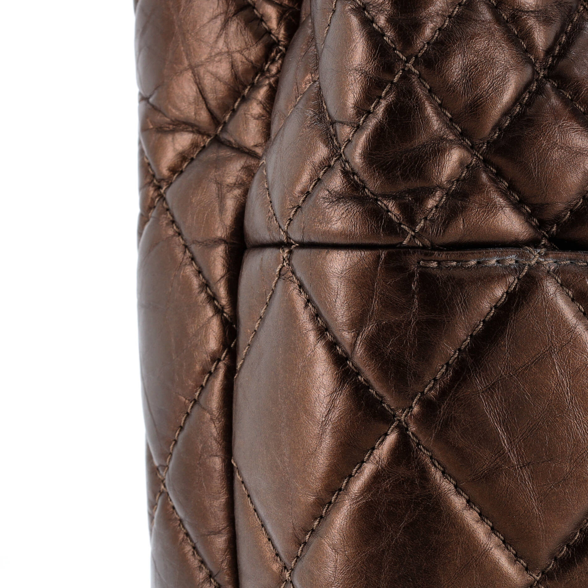 Pre-Loved Chanel Reissue Tote Quilted Aged Calfskin Tall - Image 7