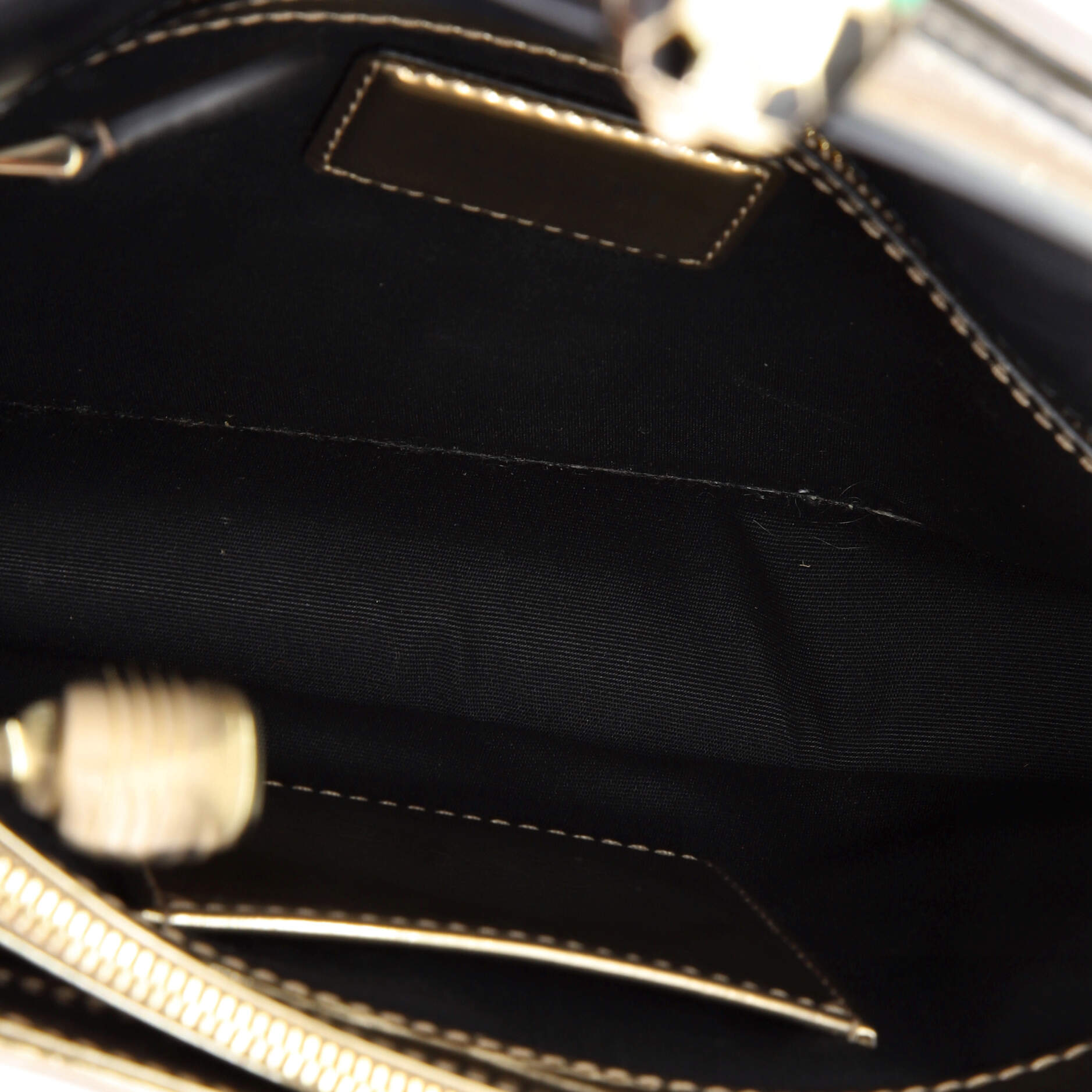 Pre-Loved Bvlgari Serpenti Forever Shoulder Bag Patent Medium - Image 6