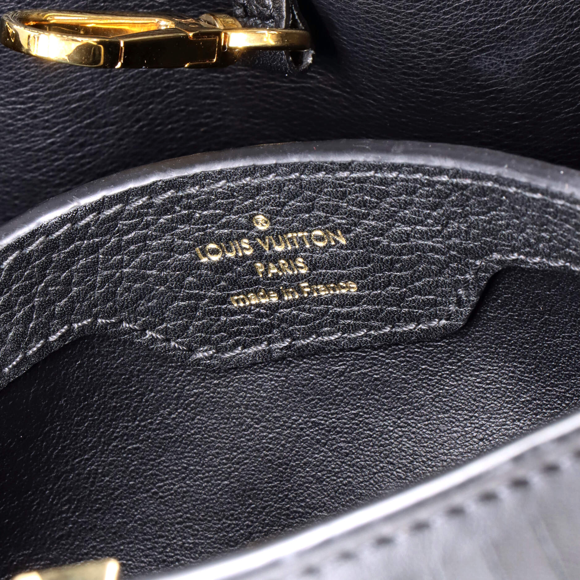 Pre-Loved Louis Vuitton Capucines Bag Leather with Fringe Detail PM - Image 6