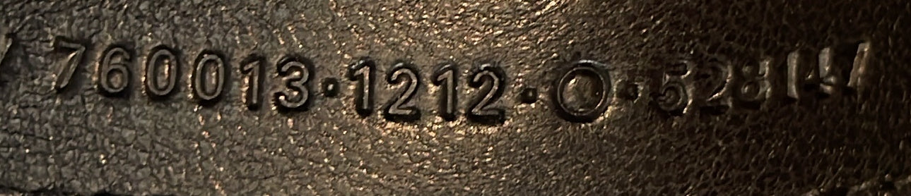 Pre-Loved Balenciaga Duty Free Chain Tote Leather Medium - Image 6