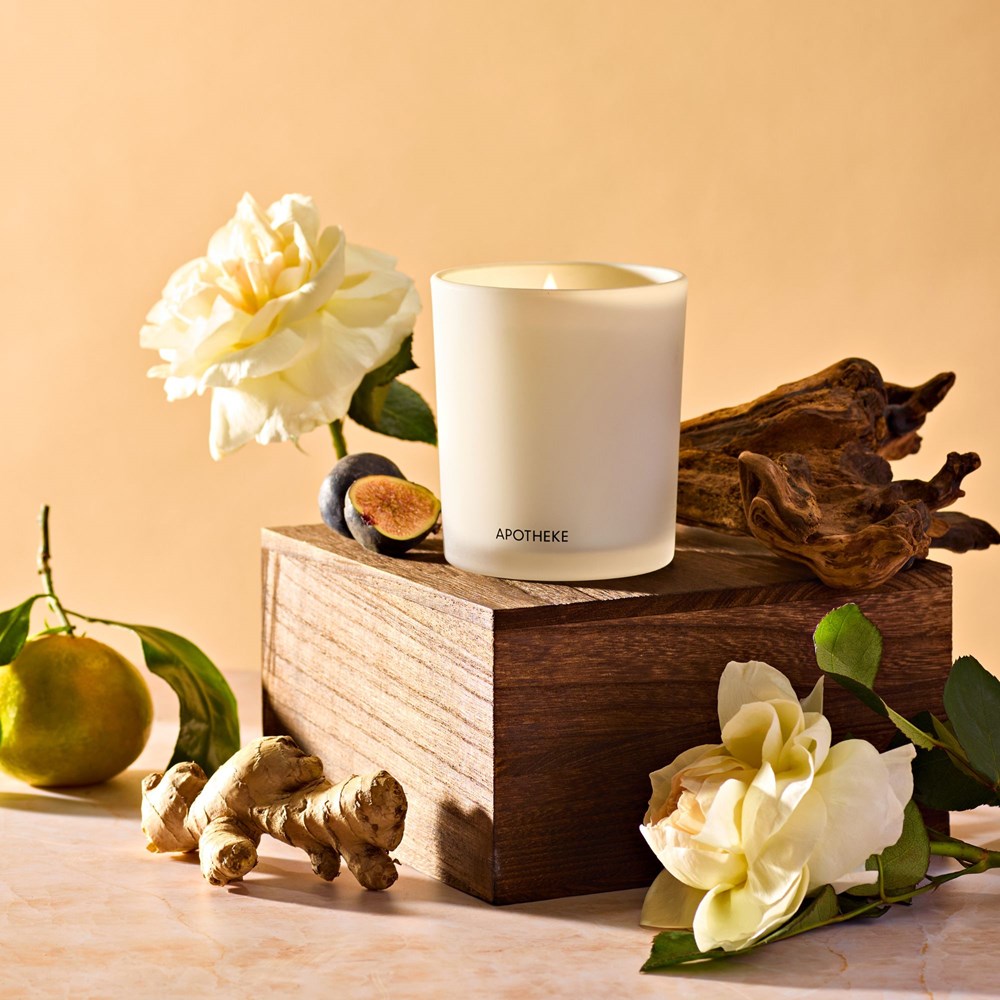 APOTHEKE Cedarwood Ginger Classic Candle - Image 2