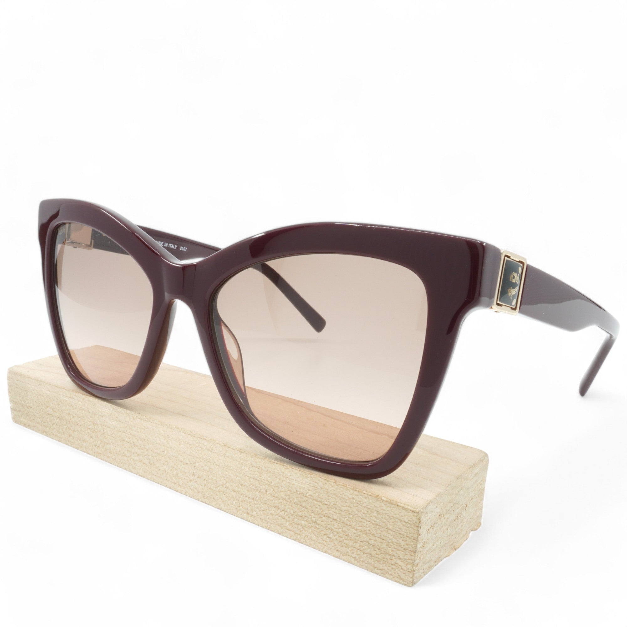 Mcm Unisex Cat Eye Sunglasses - Mcm712S-602